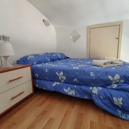 Sunny House *